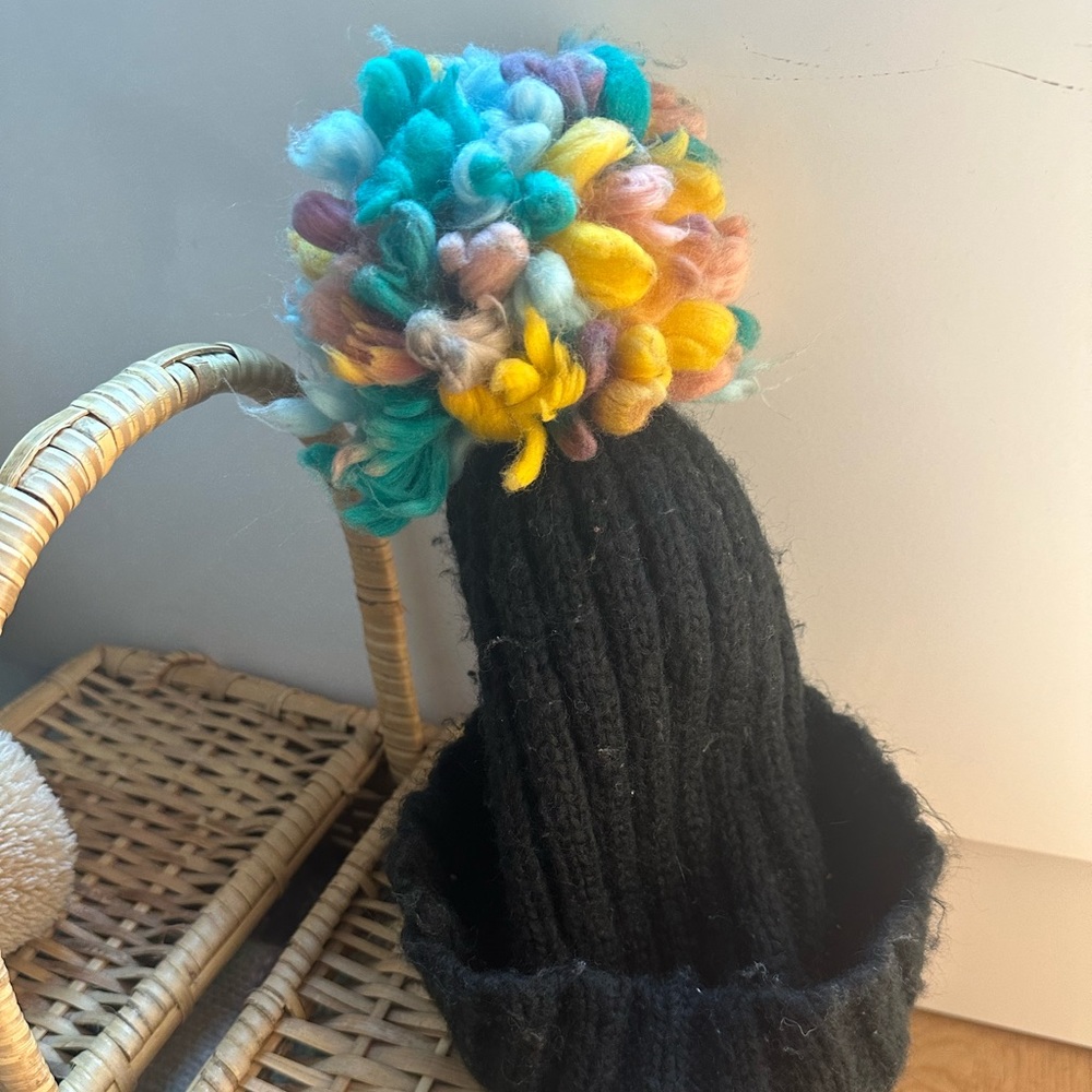 PASTEL PUFF ZARA BEANIE